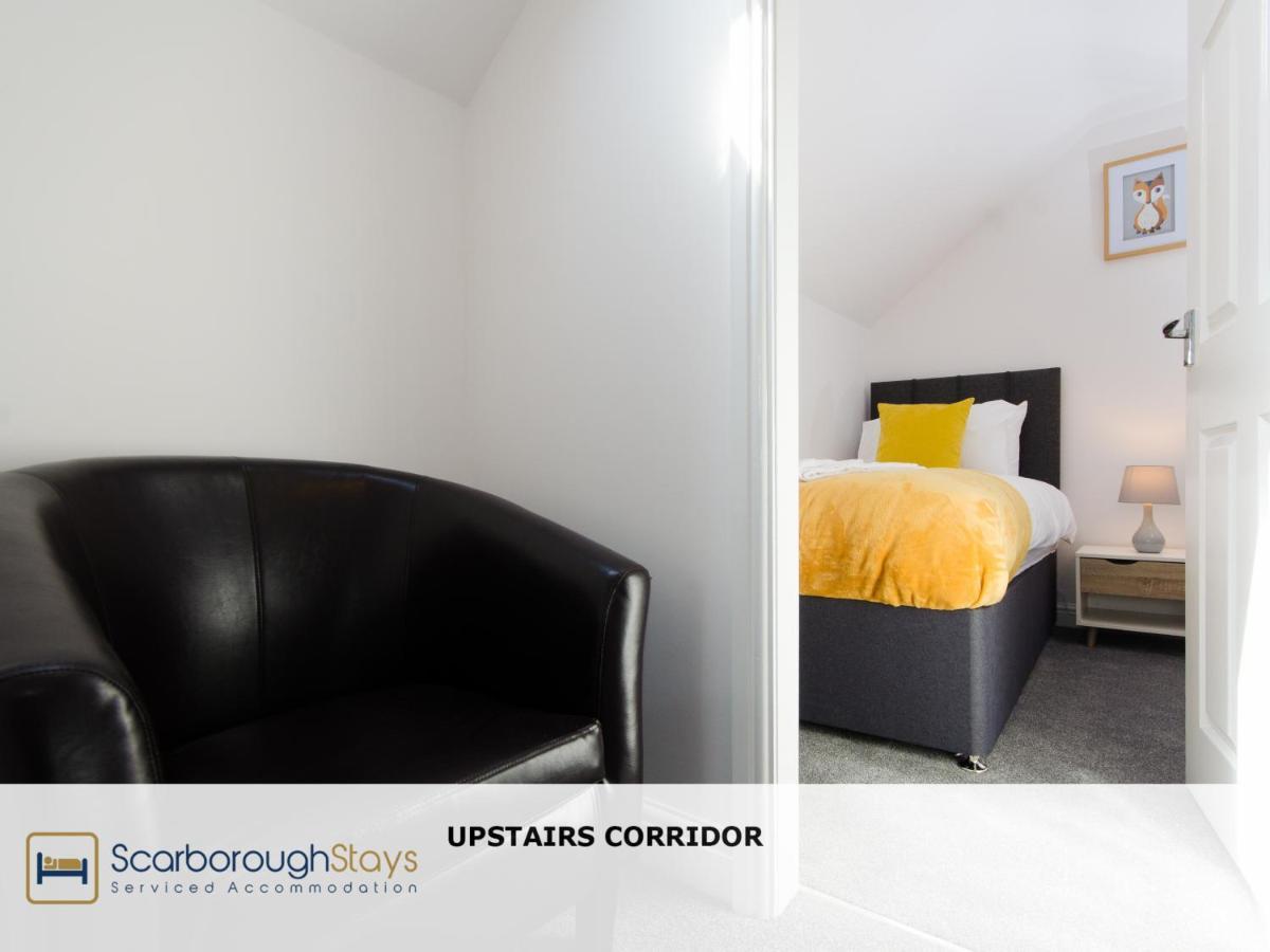 Candler Lodge - 3 Bedroom Townhouse With Parking - Patio Area & Seating Scarborough Buitenkant foto