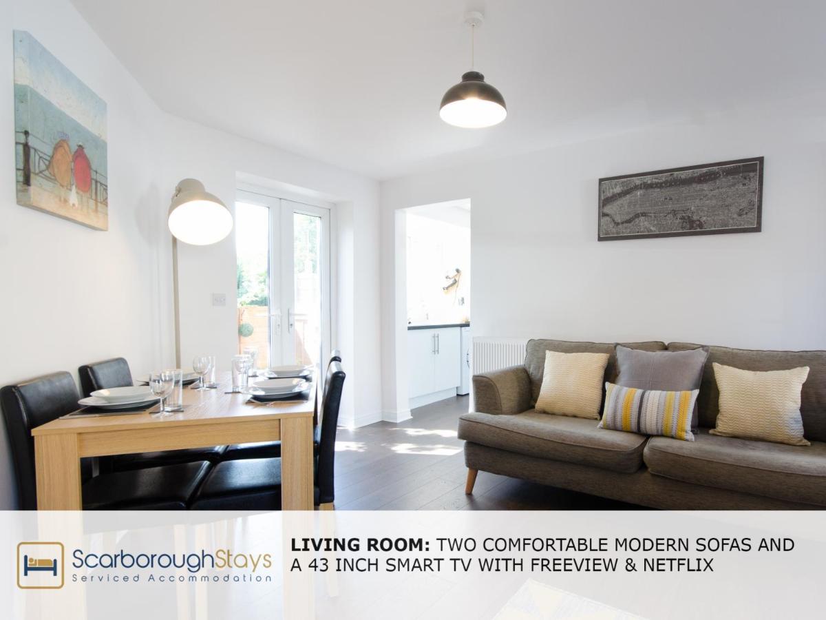 Candler Lodge - 3 Bedroom Townhouse With Parking - Patio Area & Seating Scarborough Buitenkant foto