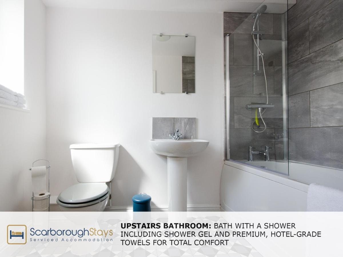 Candler Lodge - 3 Bedroom Townhouse With Parking - Patio Area & Seating Scarborough Buitenkant foto
