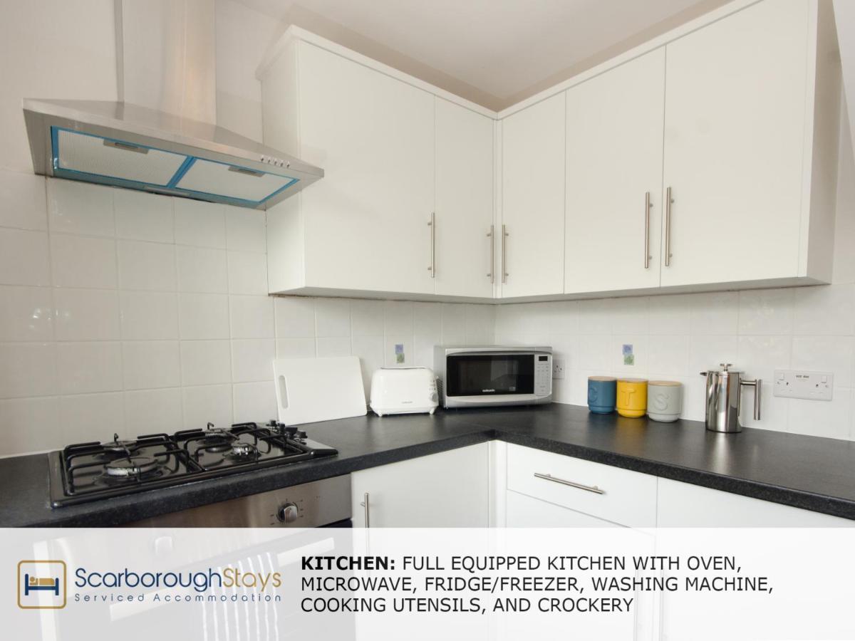 Candler Lodge - 3 Bedroom Townhouse With Parking - Patio Area & Seating Scarborough Buitenkant foto