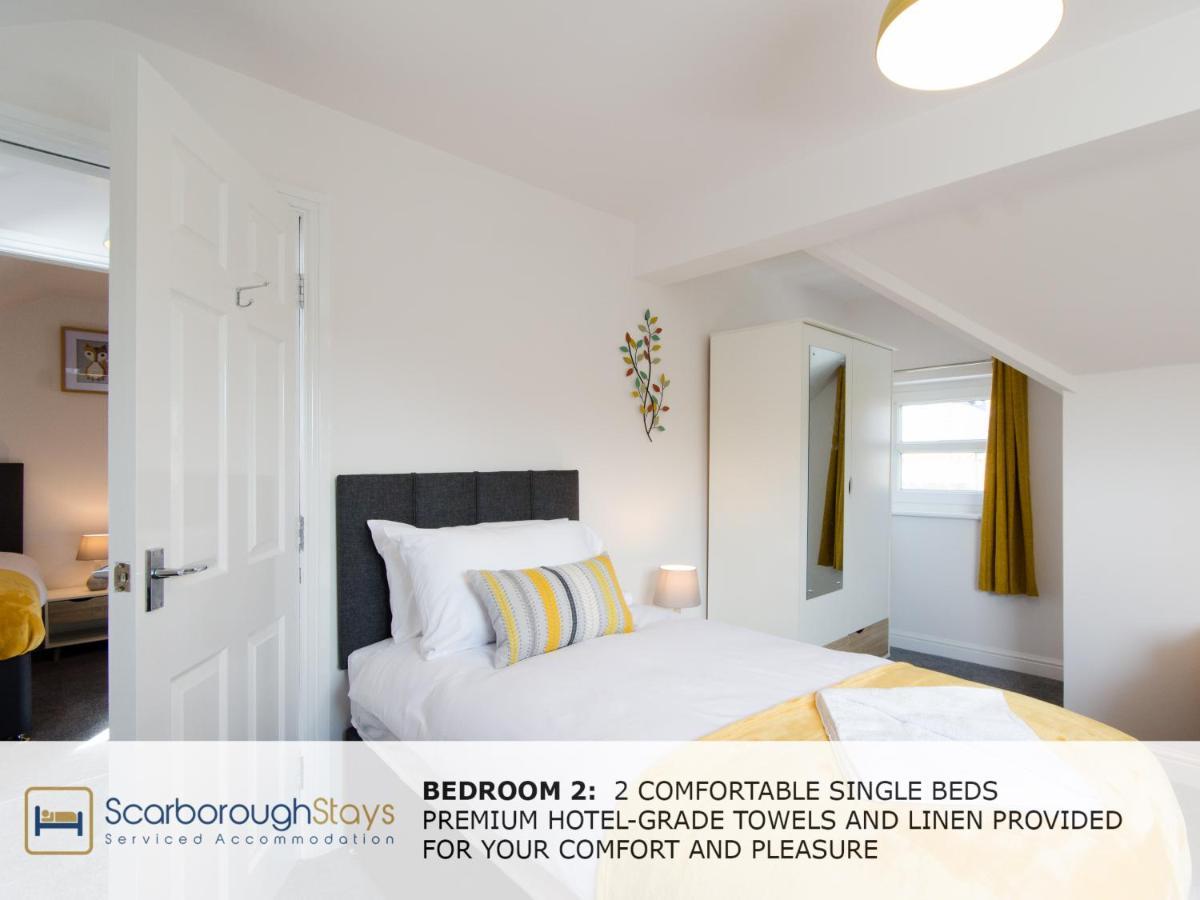 Candler Lodge - 3 Bedroom Townhouse With Parking - Patio Area & Seating Scarborough Buitenkant foto
