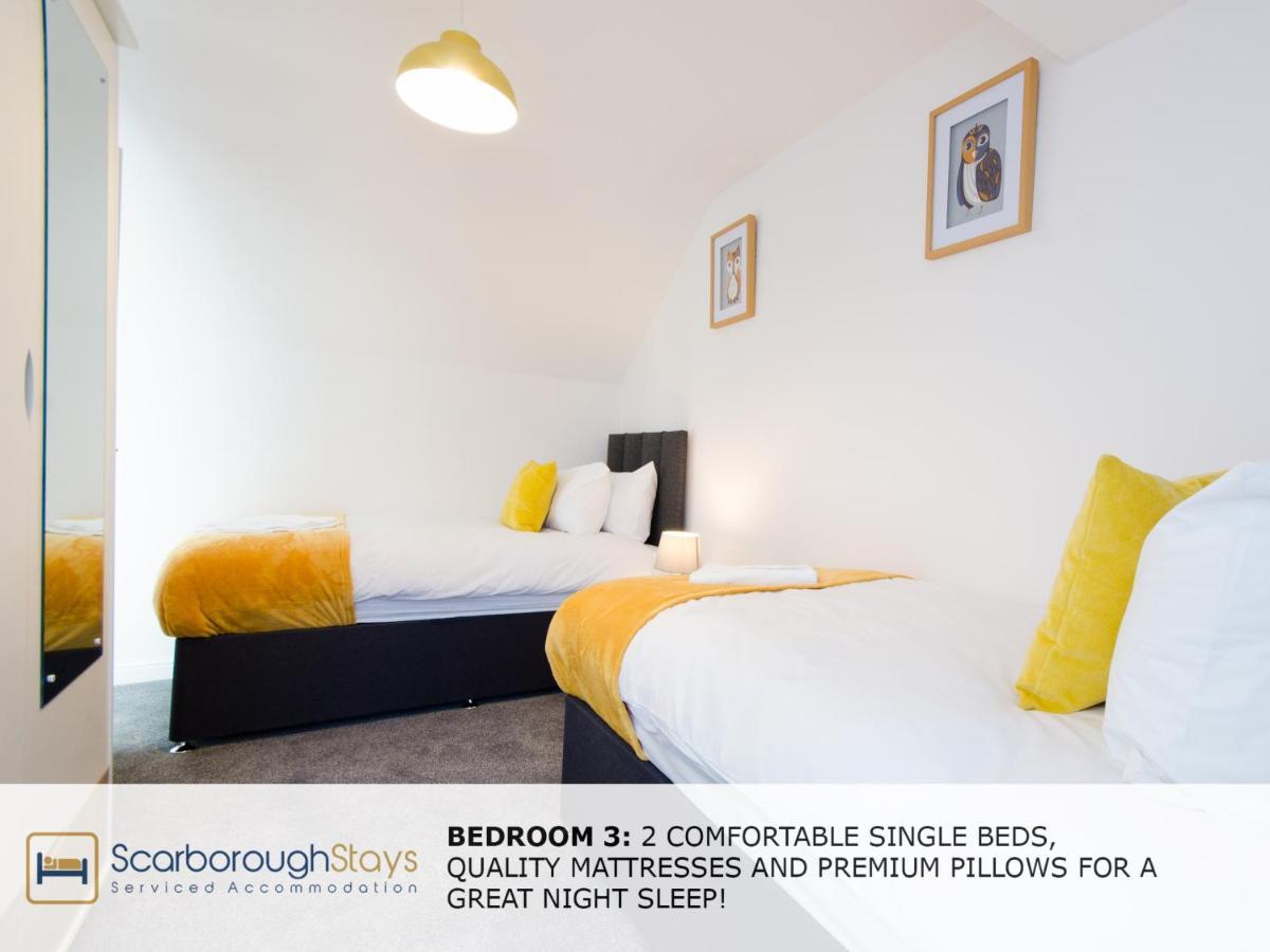 Candler Lodge - 3 Bedroom Townhouse With Parking - Patio Area & Seating Scarborough Buitenkant foto