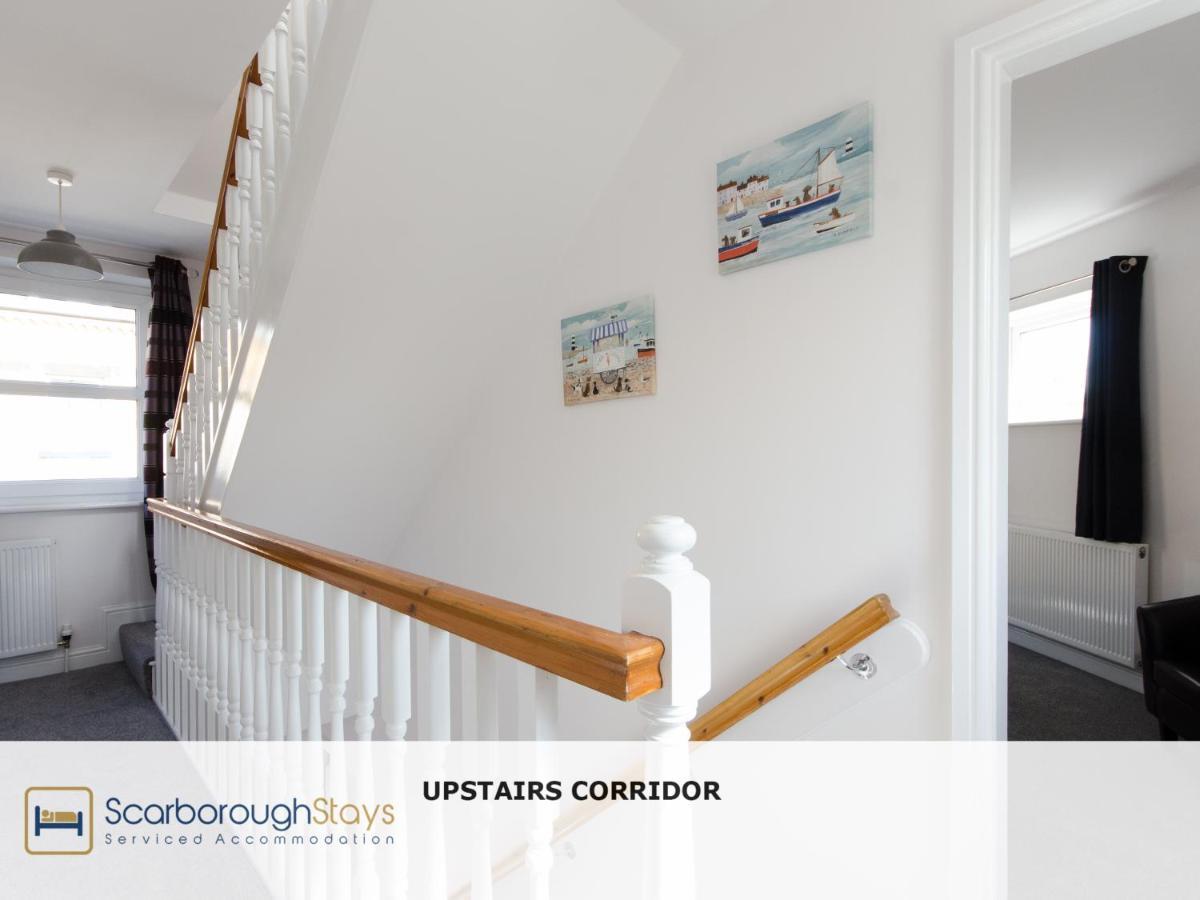 Candler Lodge - 3 Bedroom Townhouse With Parking - Patio Area & Seating Scarborough Buitenkant foto