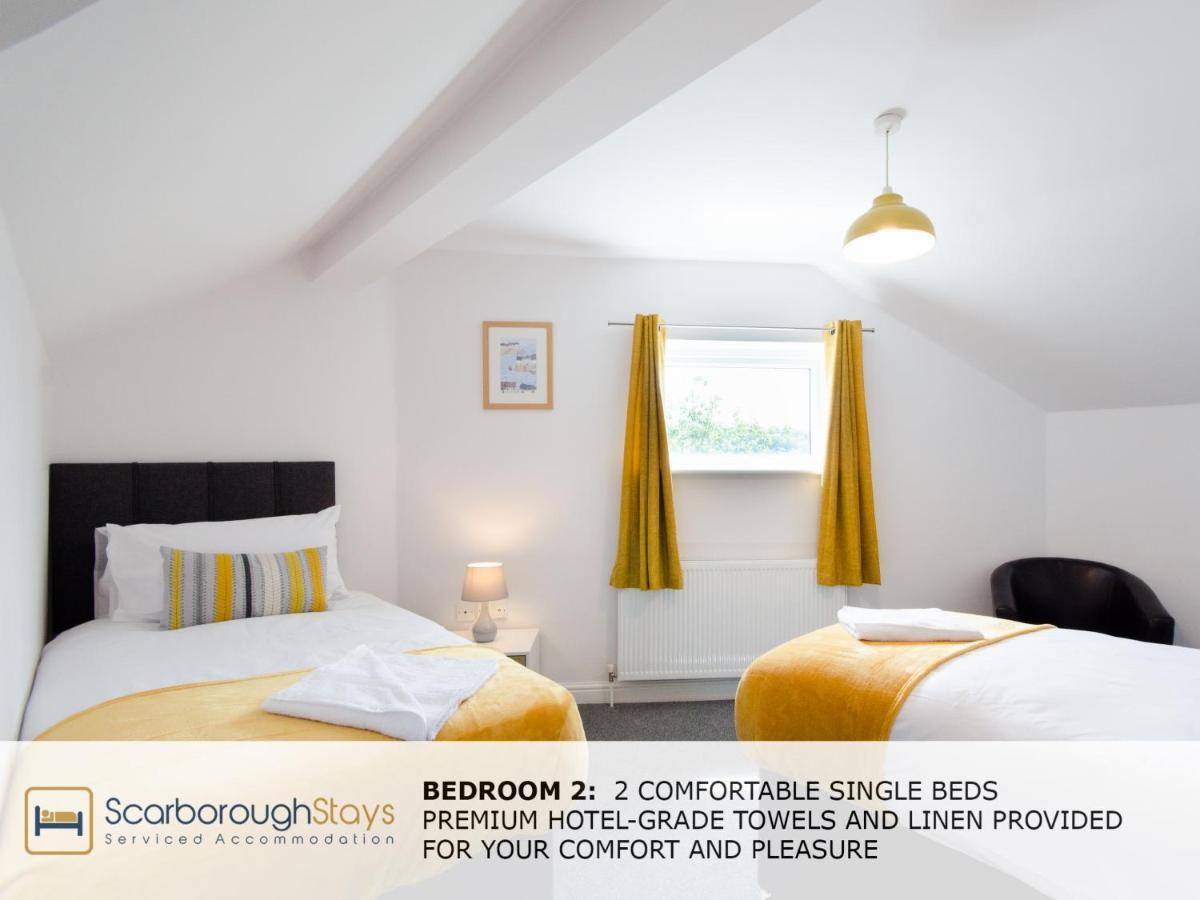 Candler Lodge - 3 Bedroom Townhouse With Parking - Patio Area & Seating Scarborough Buitenkant foto